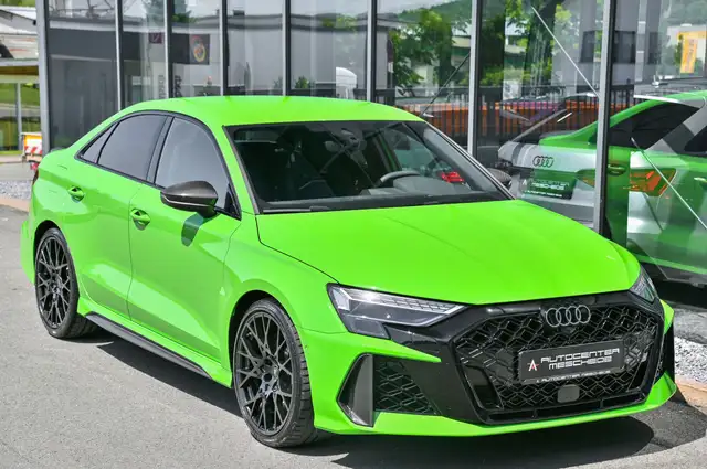 Audi RS3 view 3