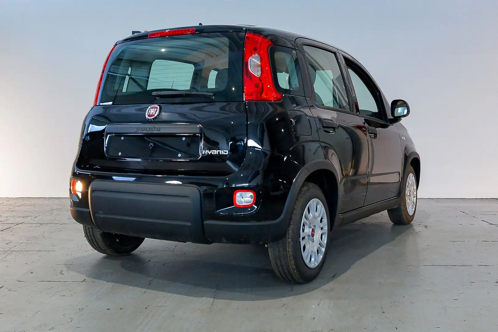 Fiat Panda 1.0 MY24 S&S Hybrid 70CV KM0 Fekete - 2