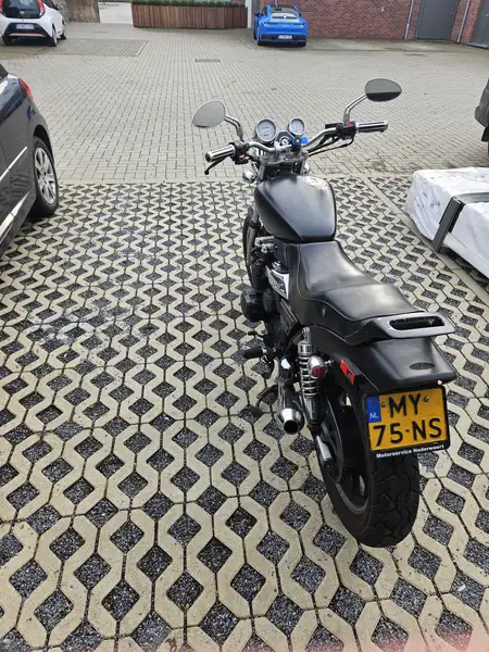 Yamaha YX 600 - foto 3