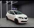 Lancia Ypsilon 1.0 FireFly 5 porte S&S Hybrid Ecochic Silver Weiß - thumbnail 3
