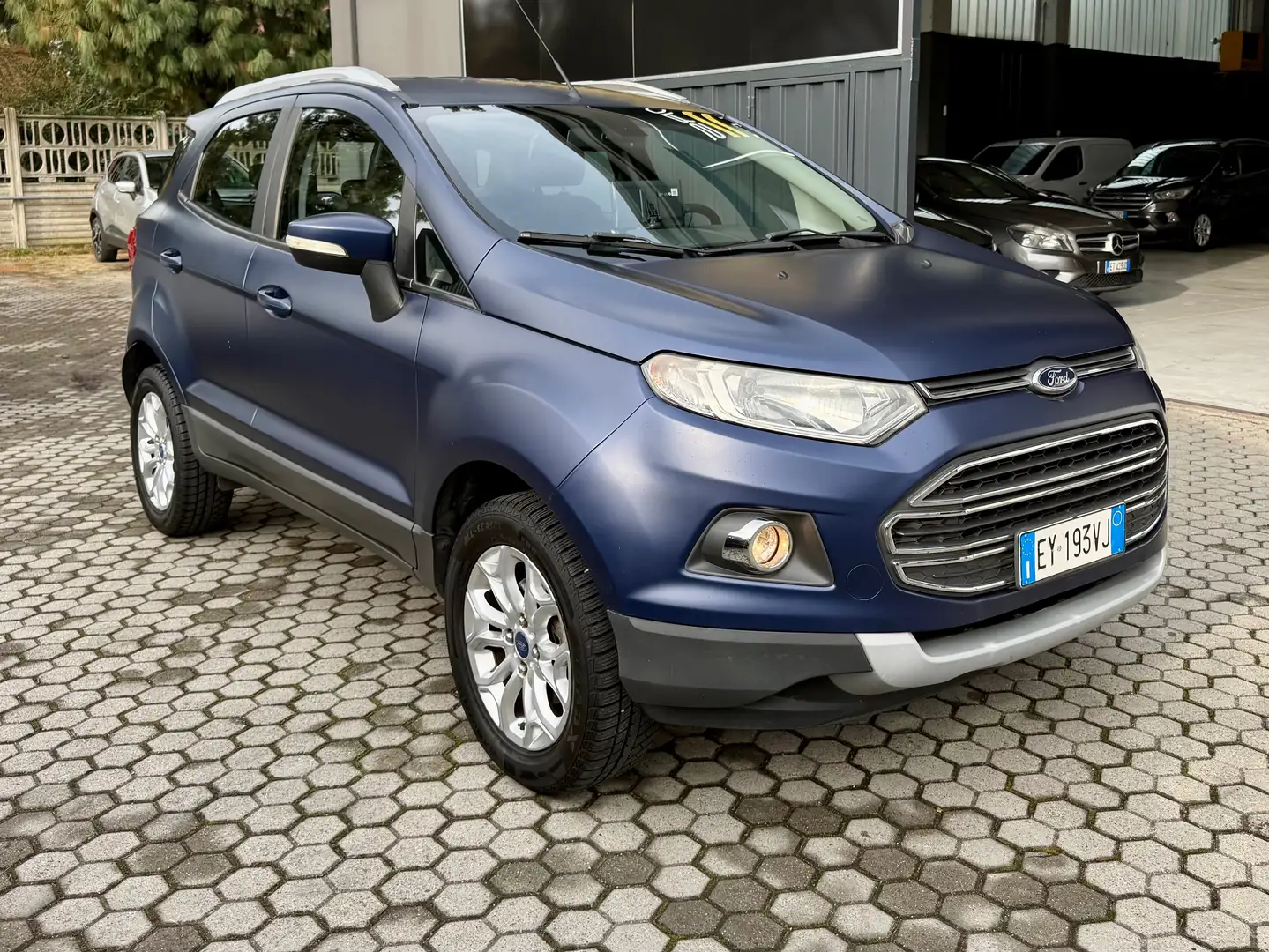 Ford EcoSport FORD EcoSport 1.5 tdci Titanium 90cv Neopatentati Blau - 2
