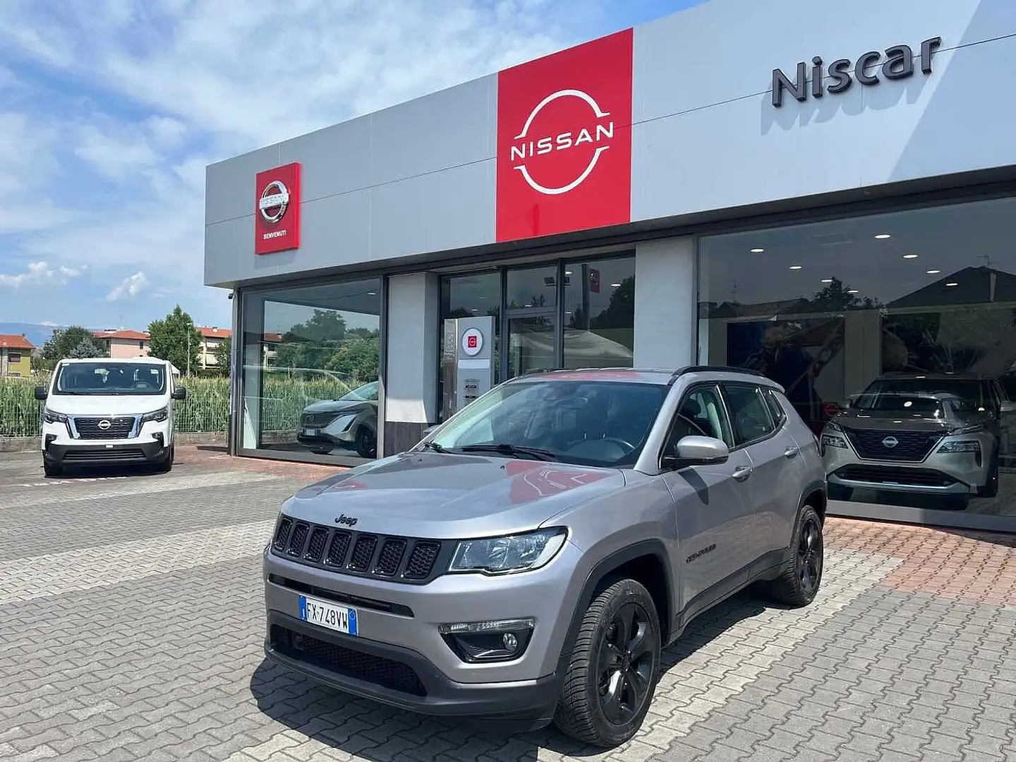 Jeep Compass 2ª serie 2.0 Multijet II 4WD Night Eagle Gris - 2
