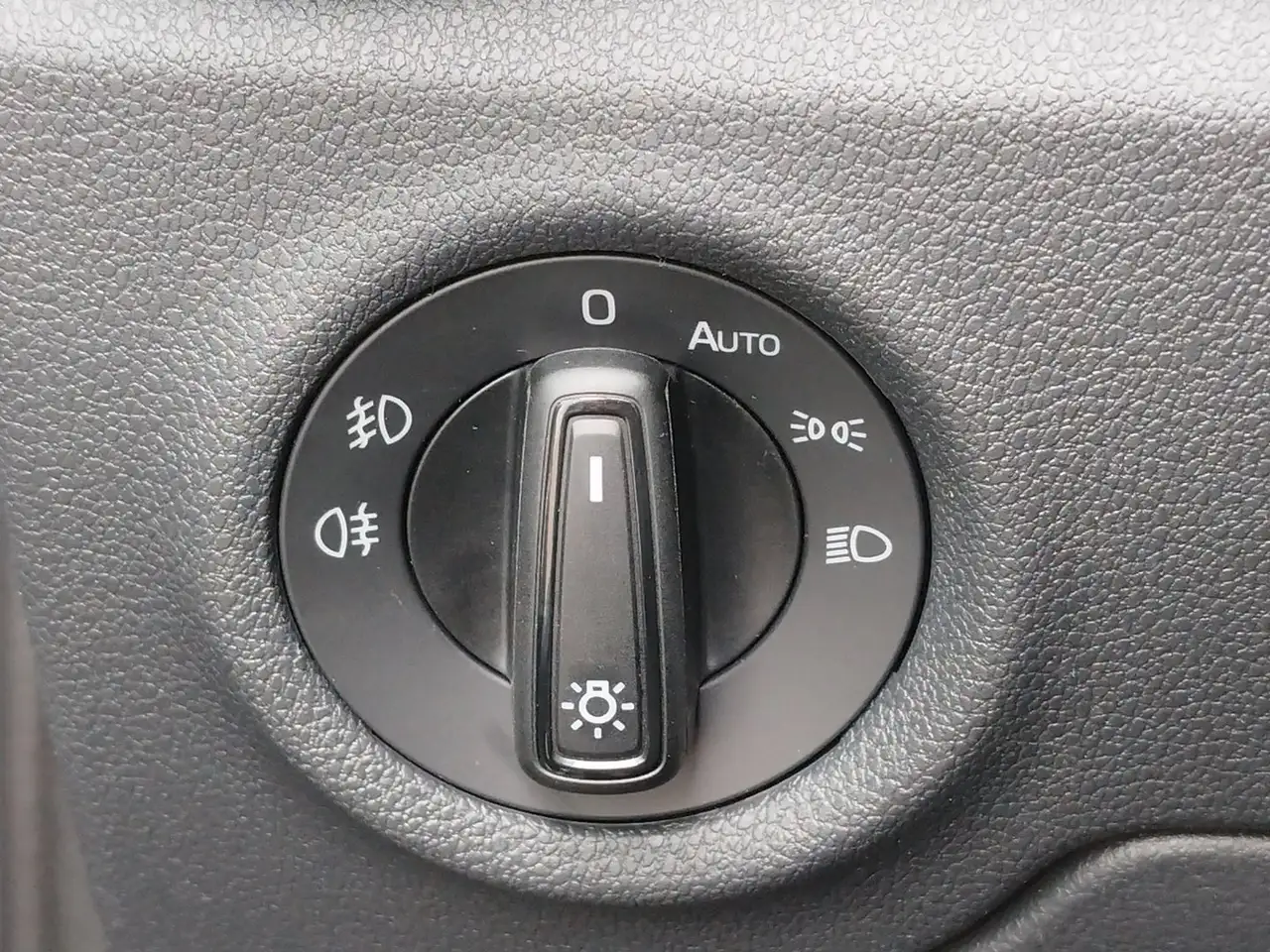 Skoda Fabia 2026 — фото 12