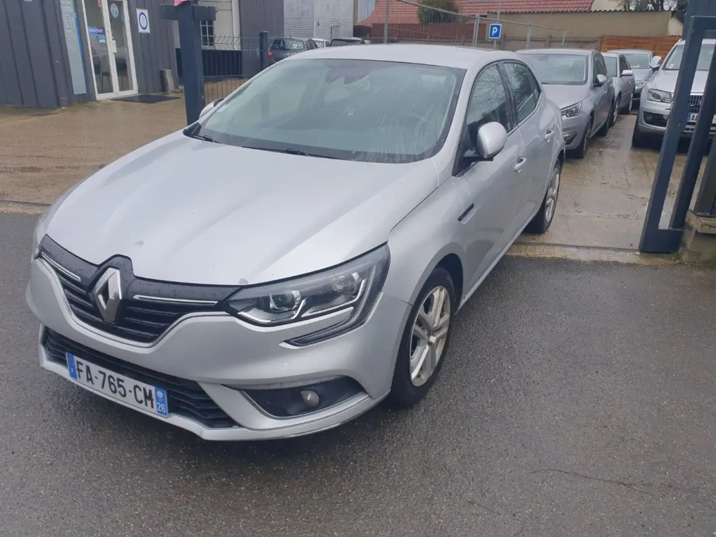 Renault Megane 1.2 TCe 100ch energy Life Gris - 1
