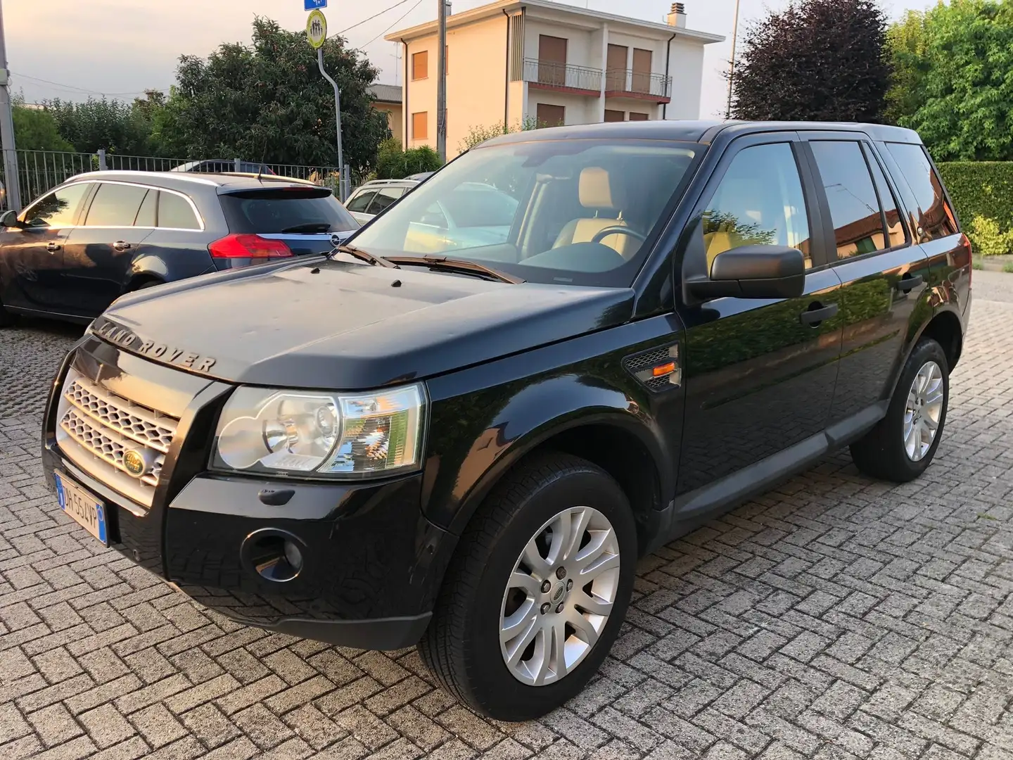 Land Rover Freelander Freelander 2.2 td4 HSE UNICOPROPRIETARIO Noir - 1