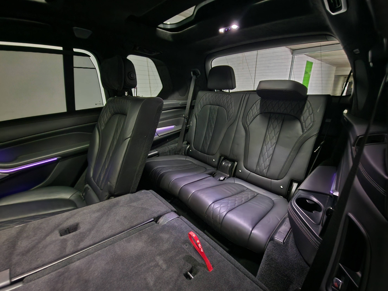 BMW X7 3.0 dAS xDrive 40 MHEV Pack M 7 places - Garantie 12à 36M — photo 8