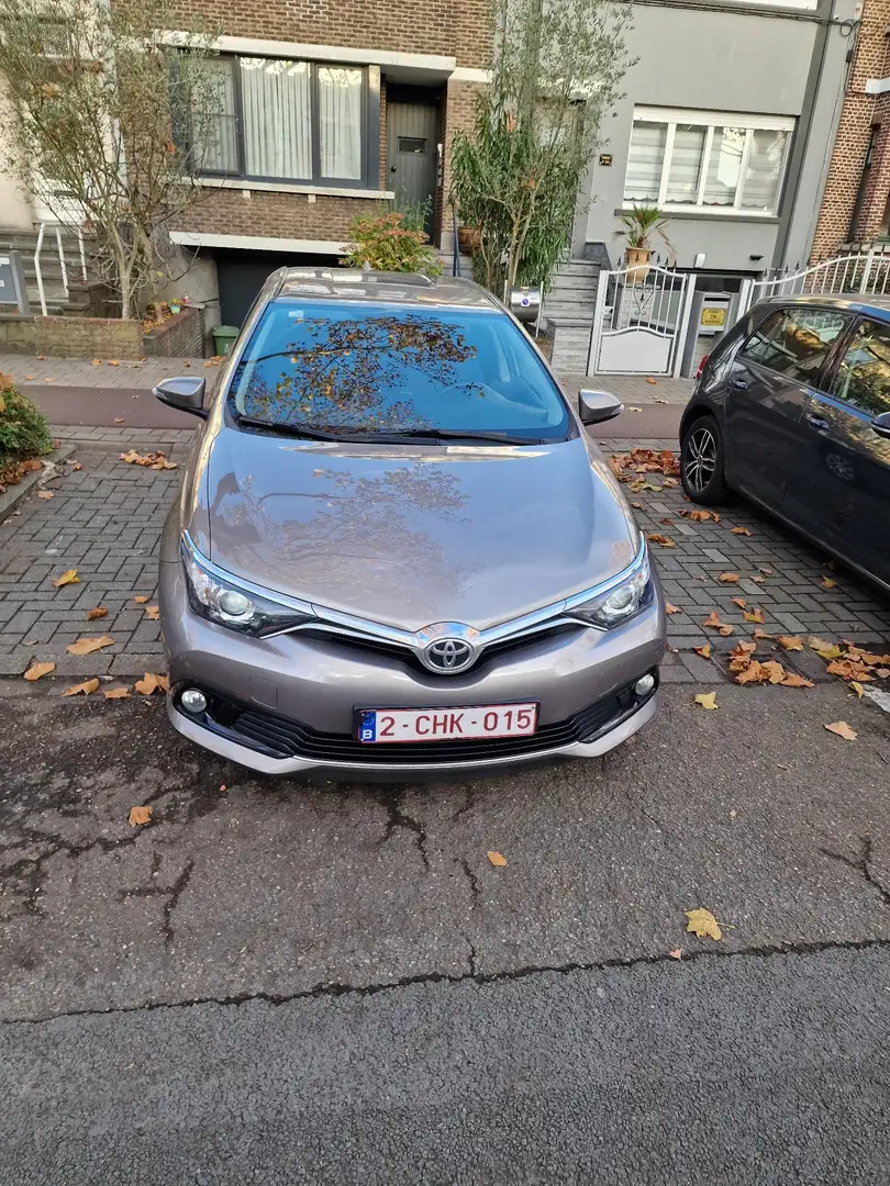 Toyota Auris 1.33 Dual-VVT-i - 1