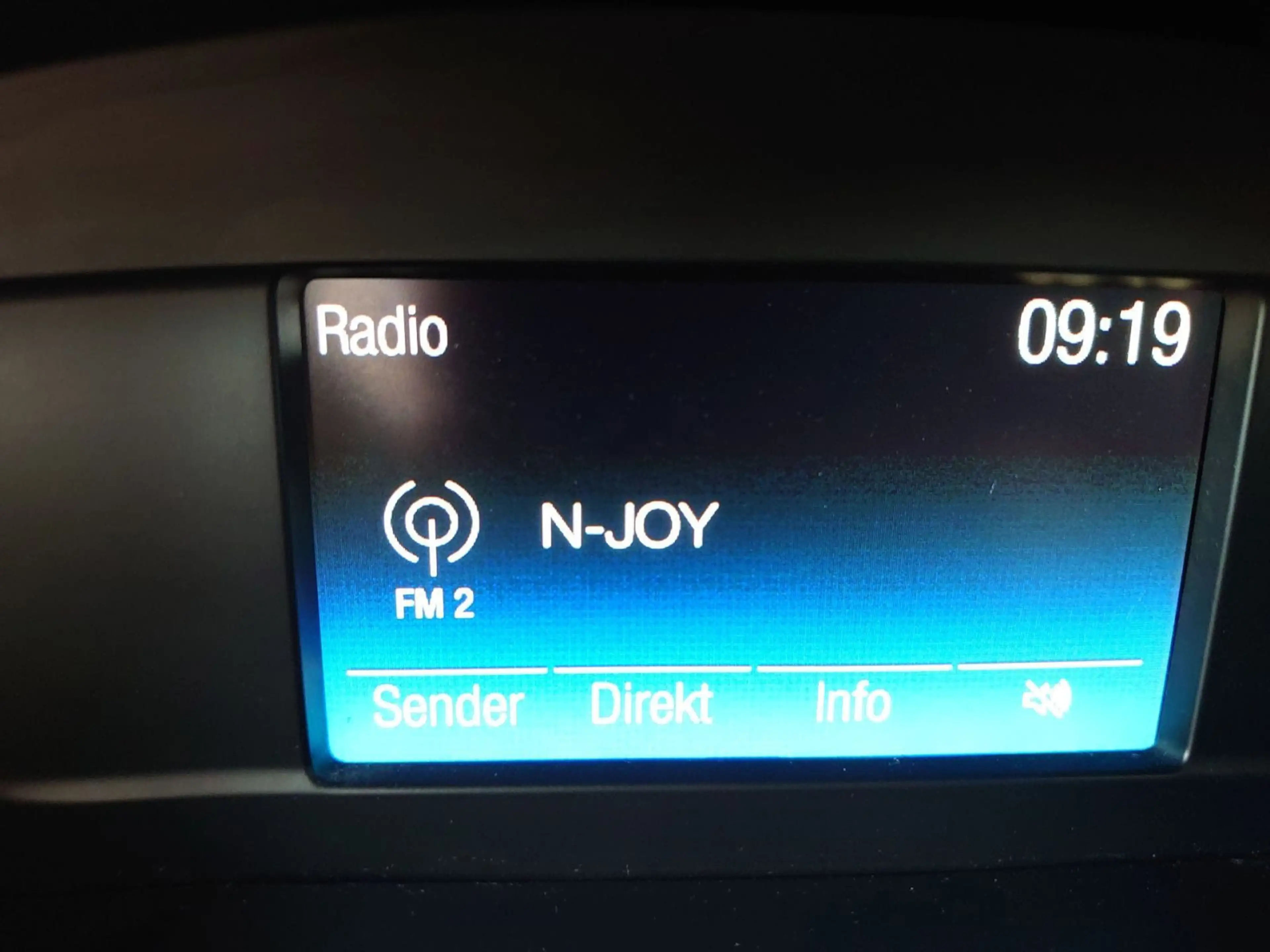 Ford C-Max C-MAX Cool & Connect / Anhängerkupplung — photo 13