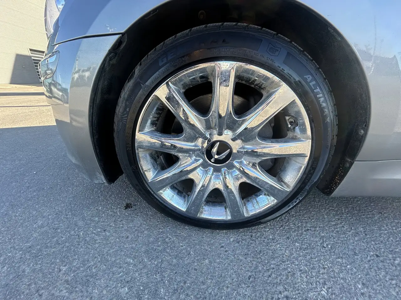 Hyundai Equus снимка Hyundai Equus