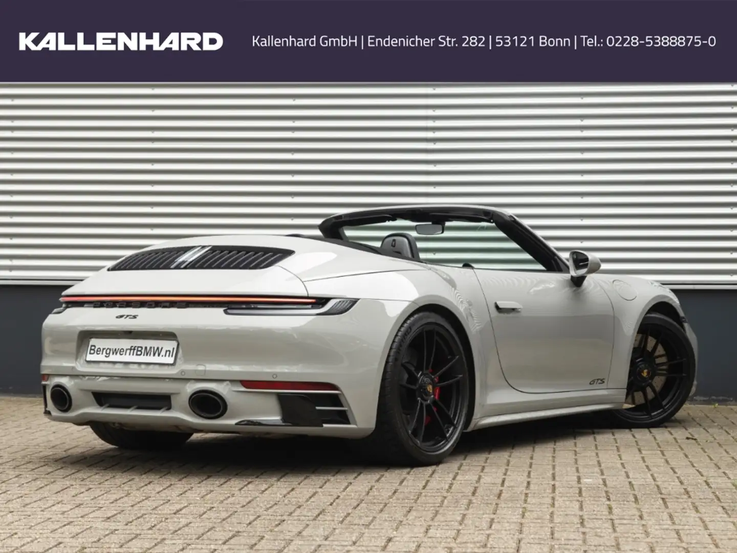 Porsche 992 Carrera GTS Cabriolet-Sport-Design Grau - 2