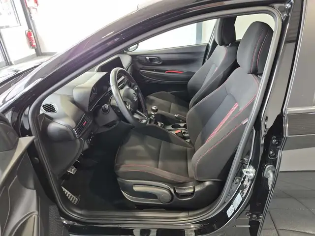 Hyundai i20 view 8