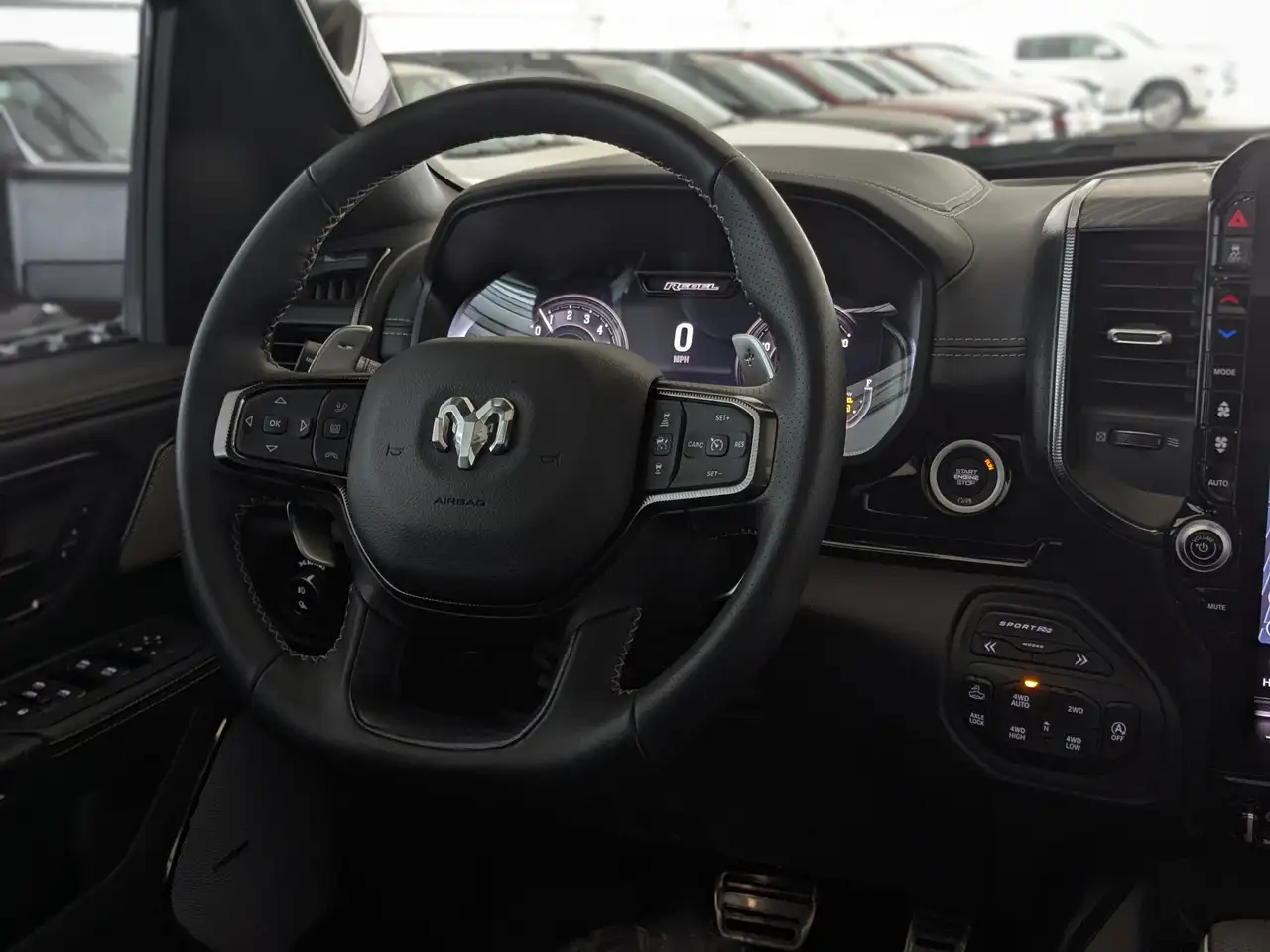 RAM 1500 снимка RAM 1500