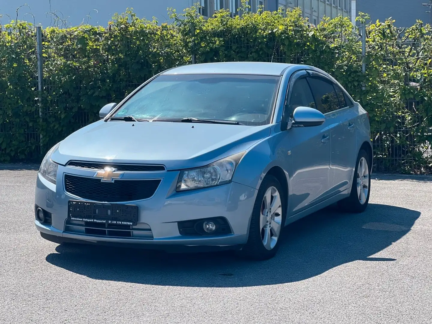 Chevrolet Cruze 2.0D LT Diesel TÜV 08.2026 Blau - 1