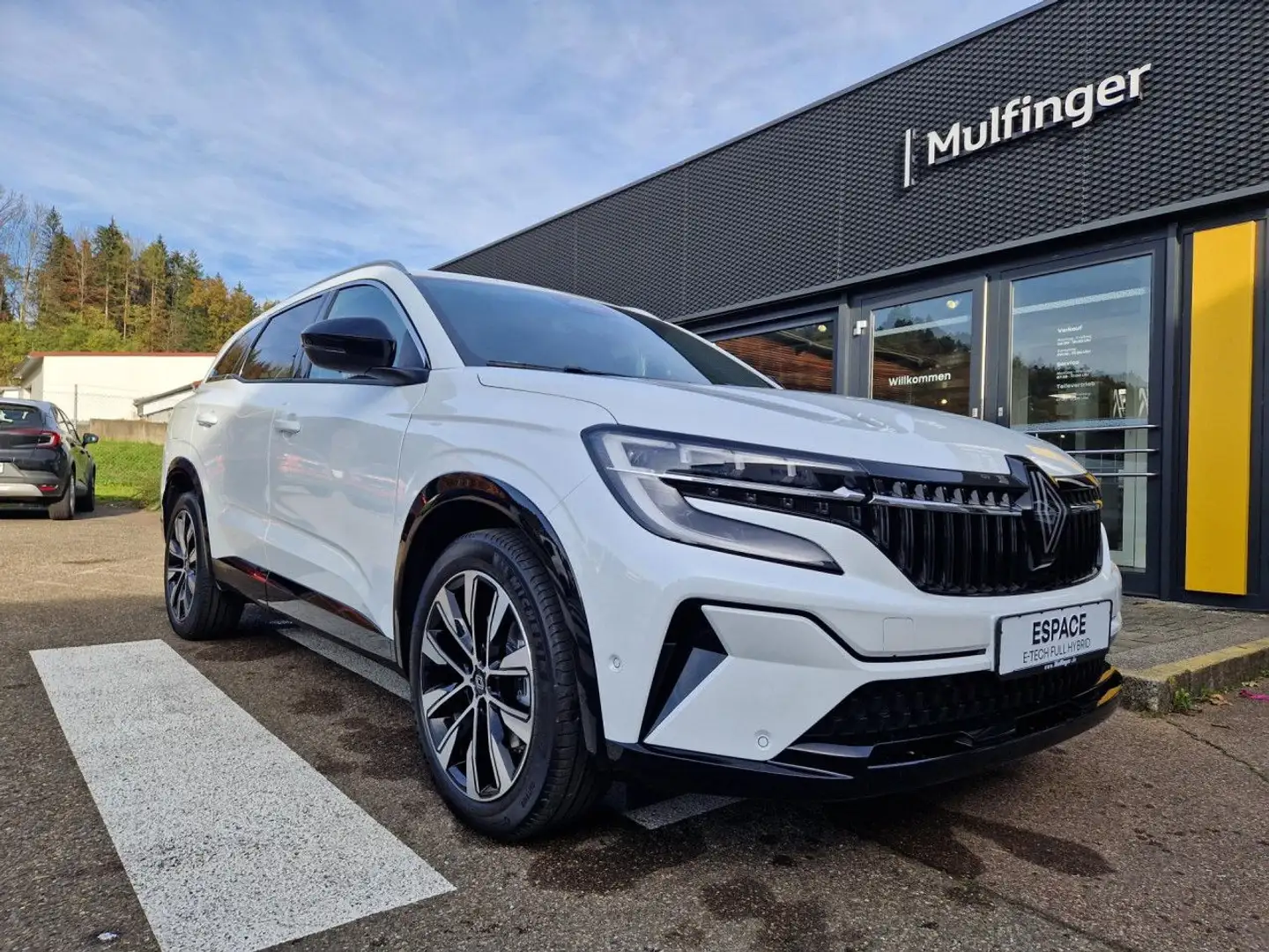 Renault Espace 6 Techno E-Tech Full Hybrid 200 Bluetooth Blanc - 2