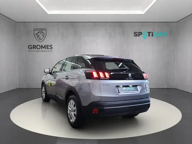 Peugeot 3008 view 5