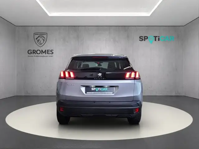 Peugeot 3008 view 4