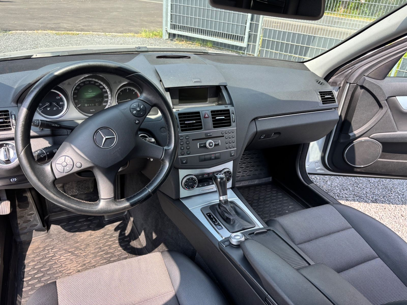 Mercedes-Benz C 200 Limousine*Automatik*Navi* — photo 12