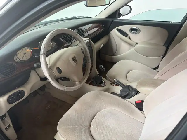 Rover 75 view 3