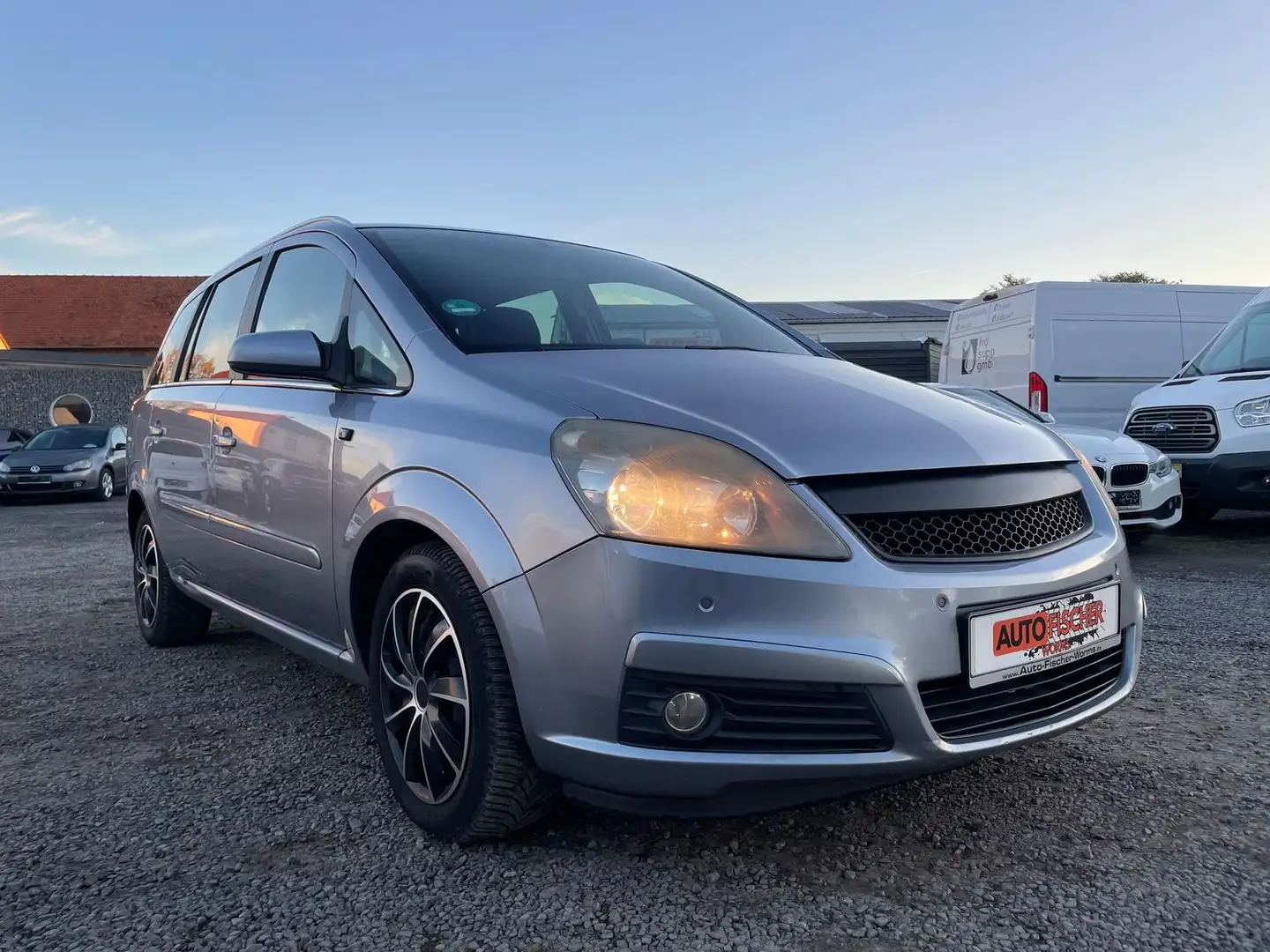 Opel Zafira Edition "HU NEU" 7-Sitze Argento - 1