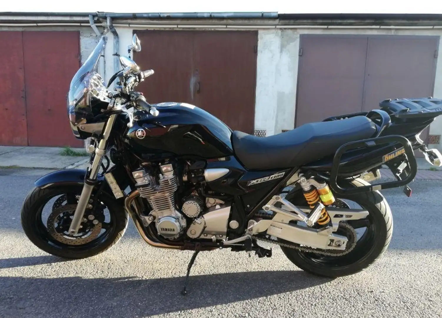 Yamaha XJR 1300 Noir - 2