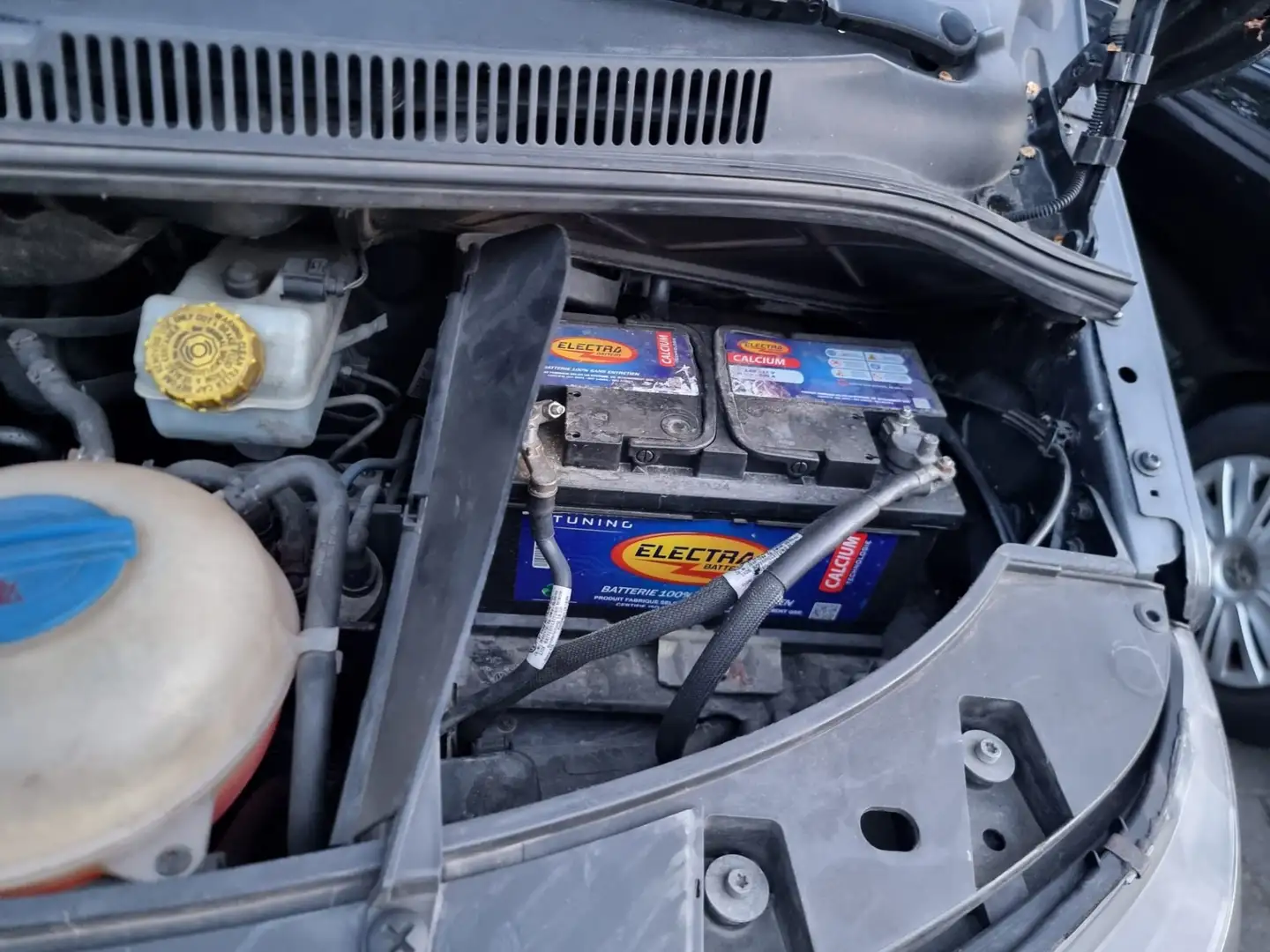 Volkswagen T5 Kombi Zwart - 2