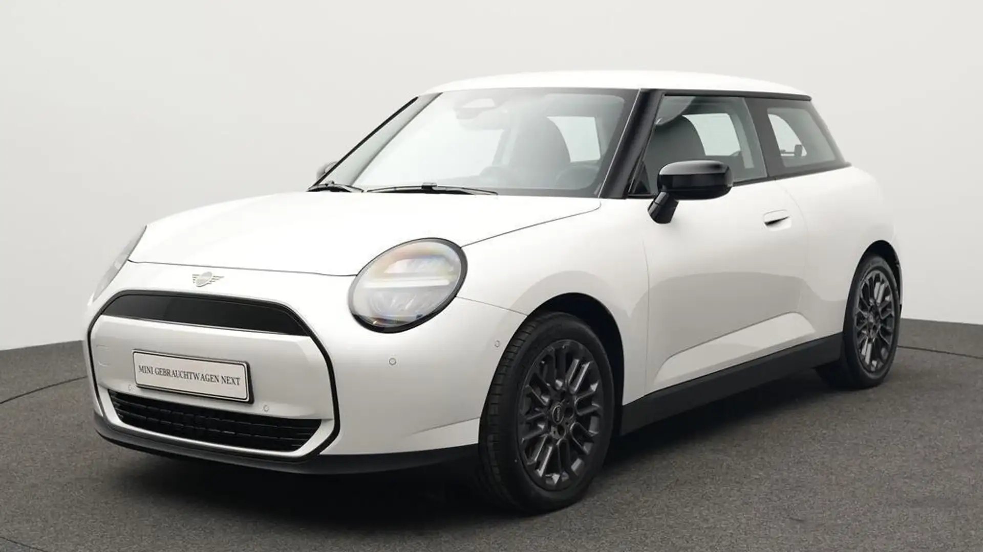 MINI Cooper E Essential Trim Weiß - 1