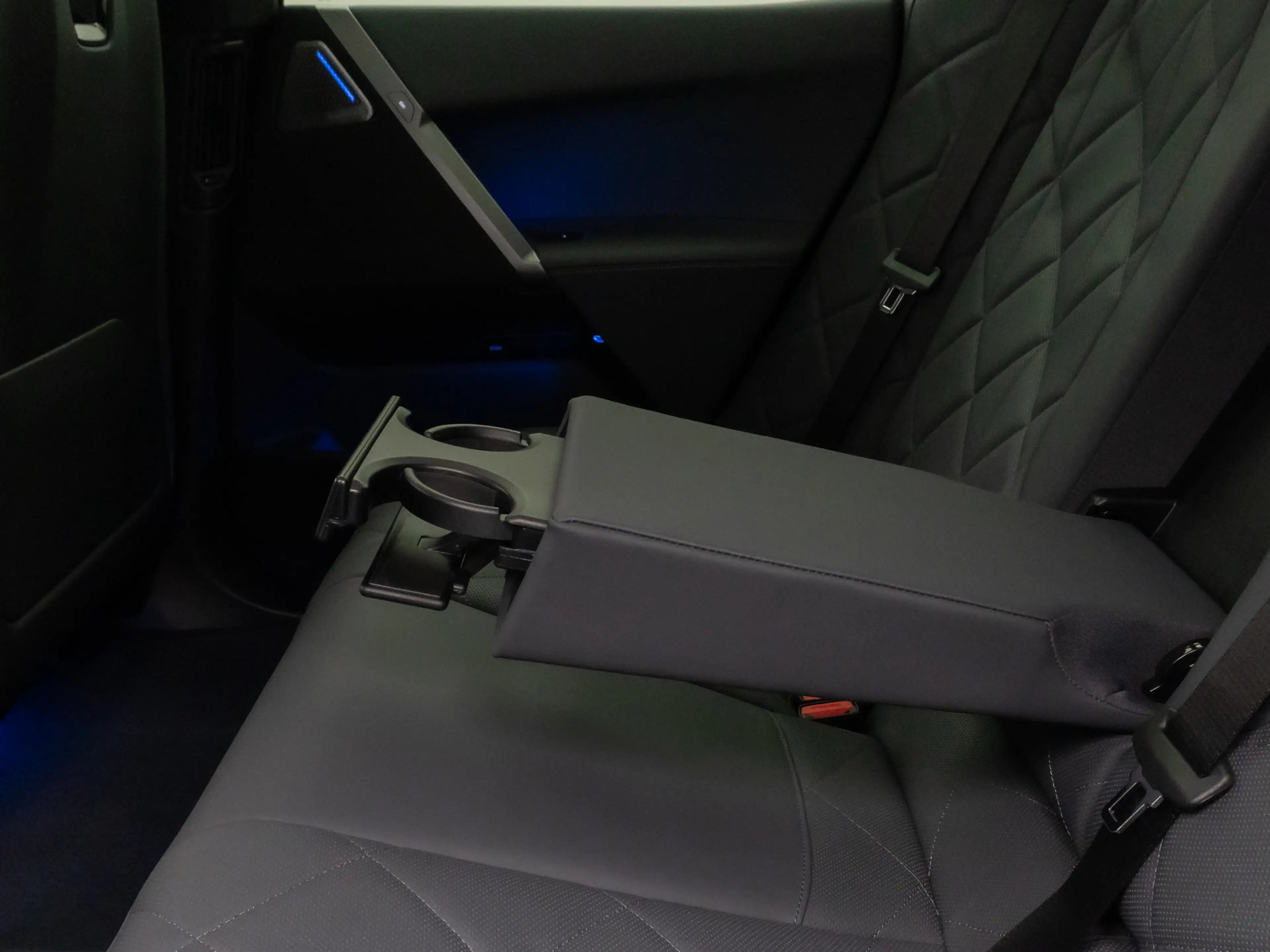 BMW iX Panorama 360°Laser B&W SoftCl Massage 22 — photo 27