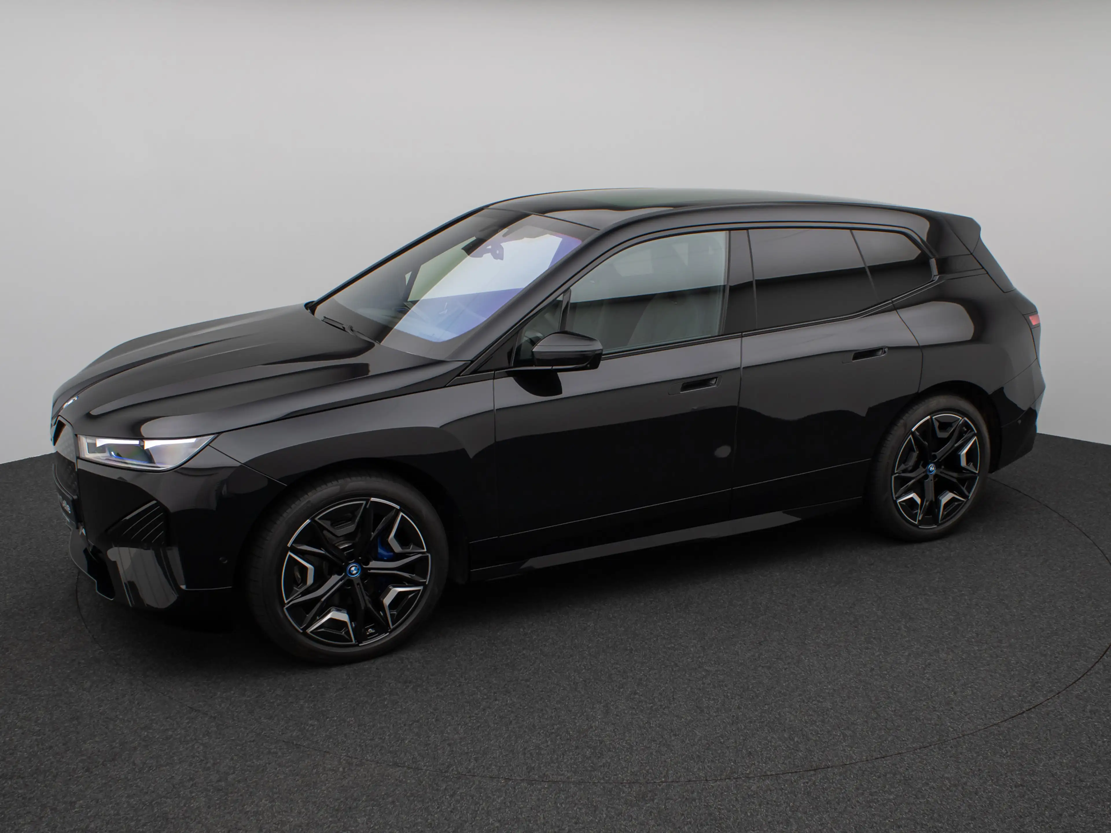 BMW iX Panorama 360°Laser B&W SoftCl Massage 22 — photo 12