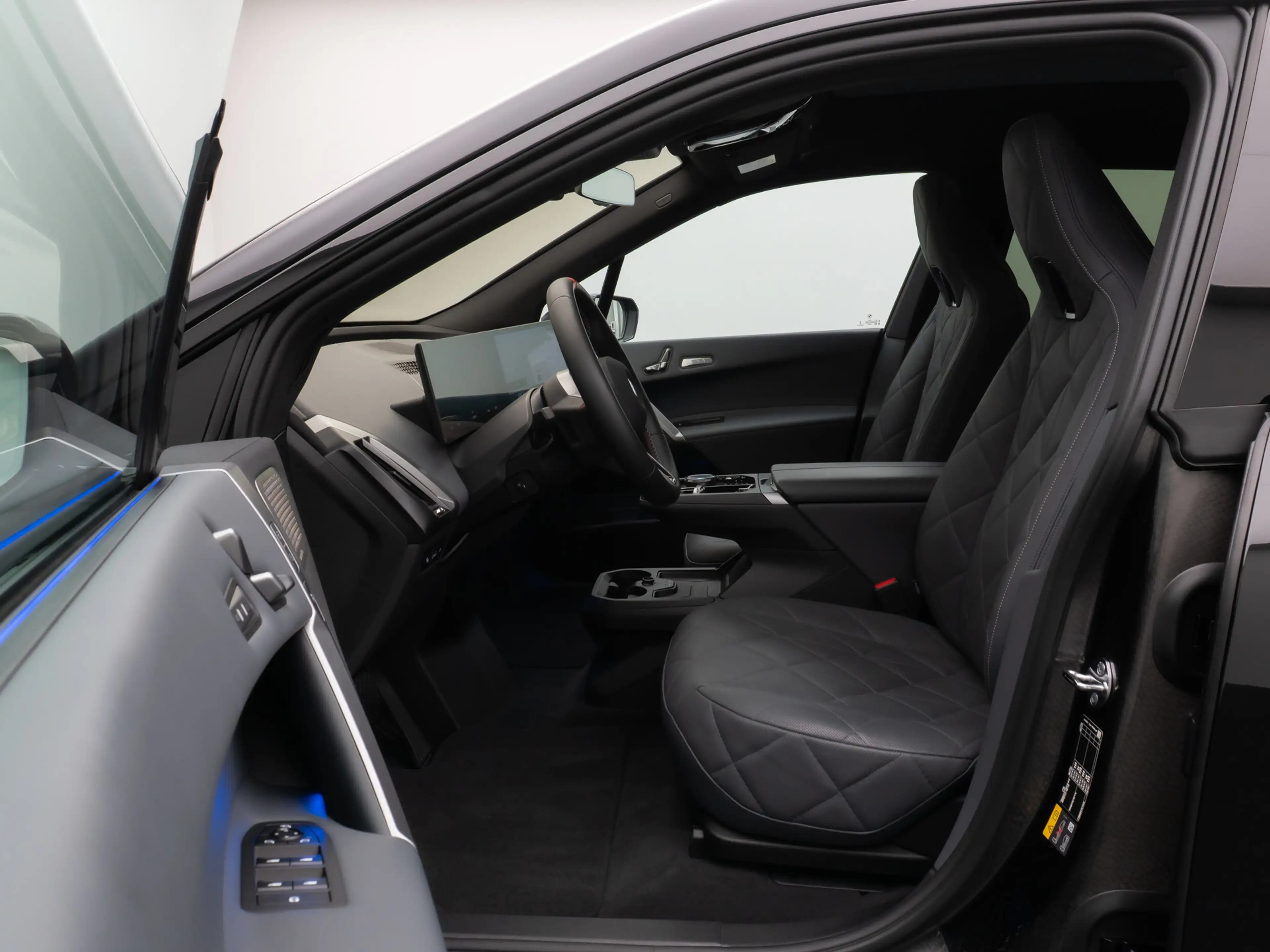 BMW iX Panorama 360°Laser B&W SoftCl Massage 22 — photo 18