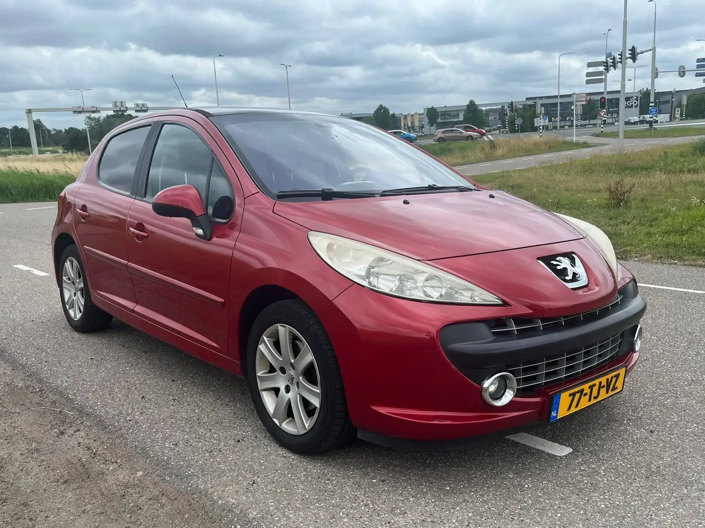 Peugeot 207 110 Sport met panoramadak - 2