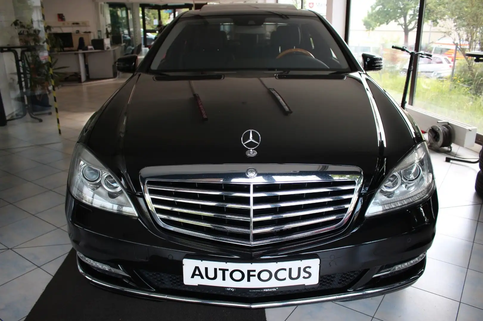 Mercedes-Benz S 500 Lim.*Glasdach*Sitzbel*Komfortsitze*Softclo Negru - 2