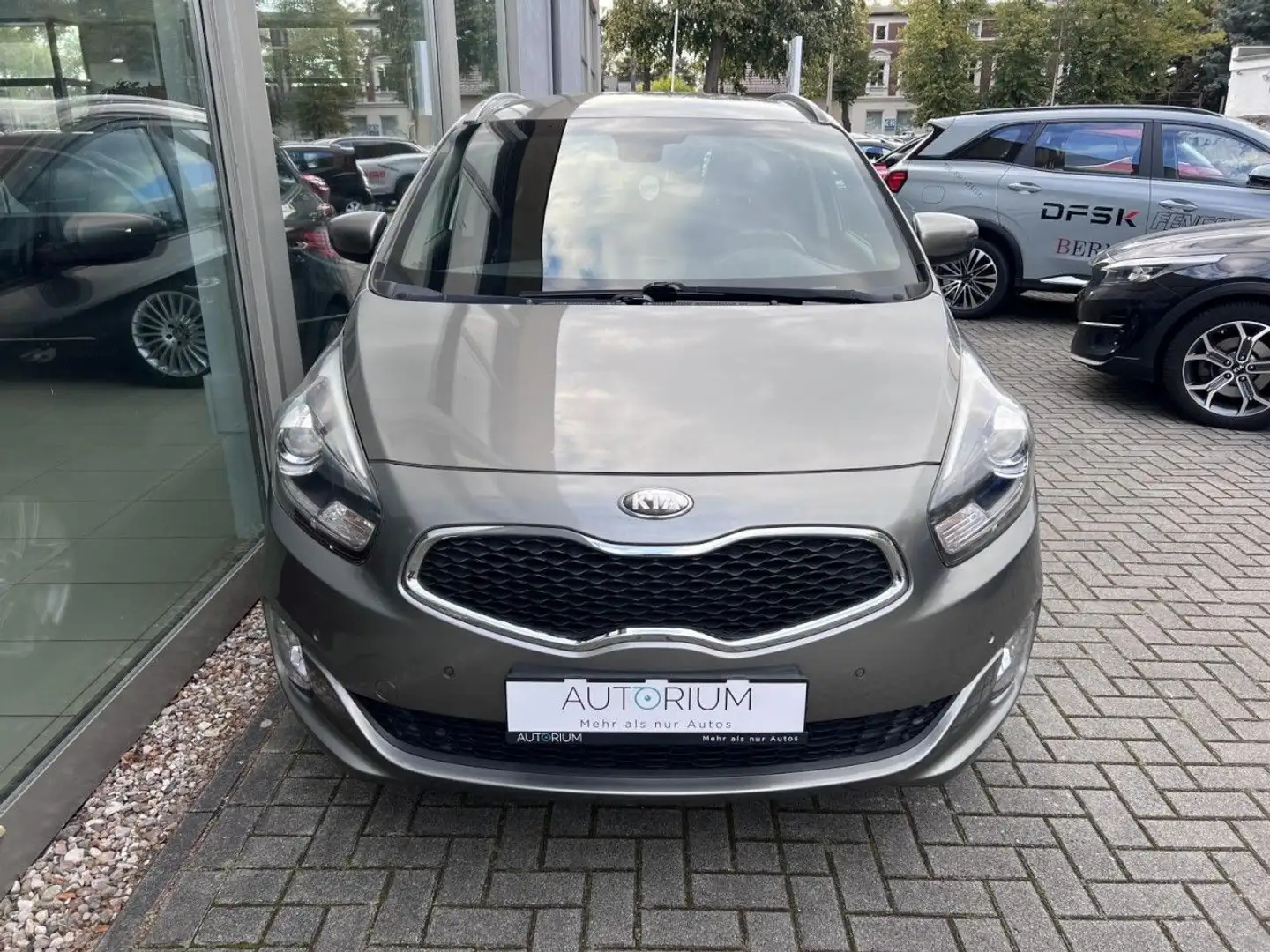 Kia Carens Vision 1.6 AHK LED SZHZG KAMERA LM-FELGEN Silber - 2