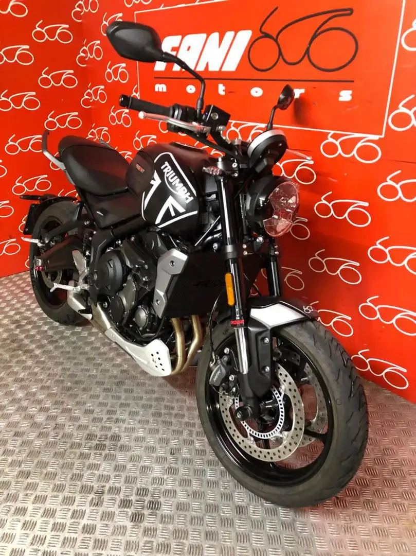 Triumph Trident 660 - Nero - 2