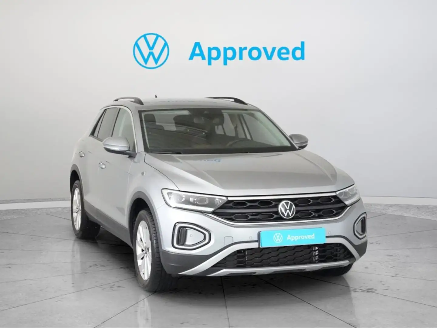 Volkswagen T-Roc 1.0 TSI Más 85kW Gris - 1