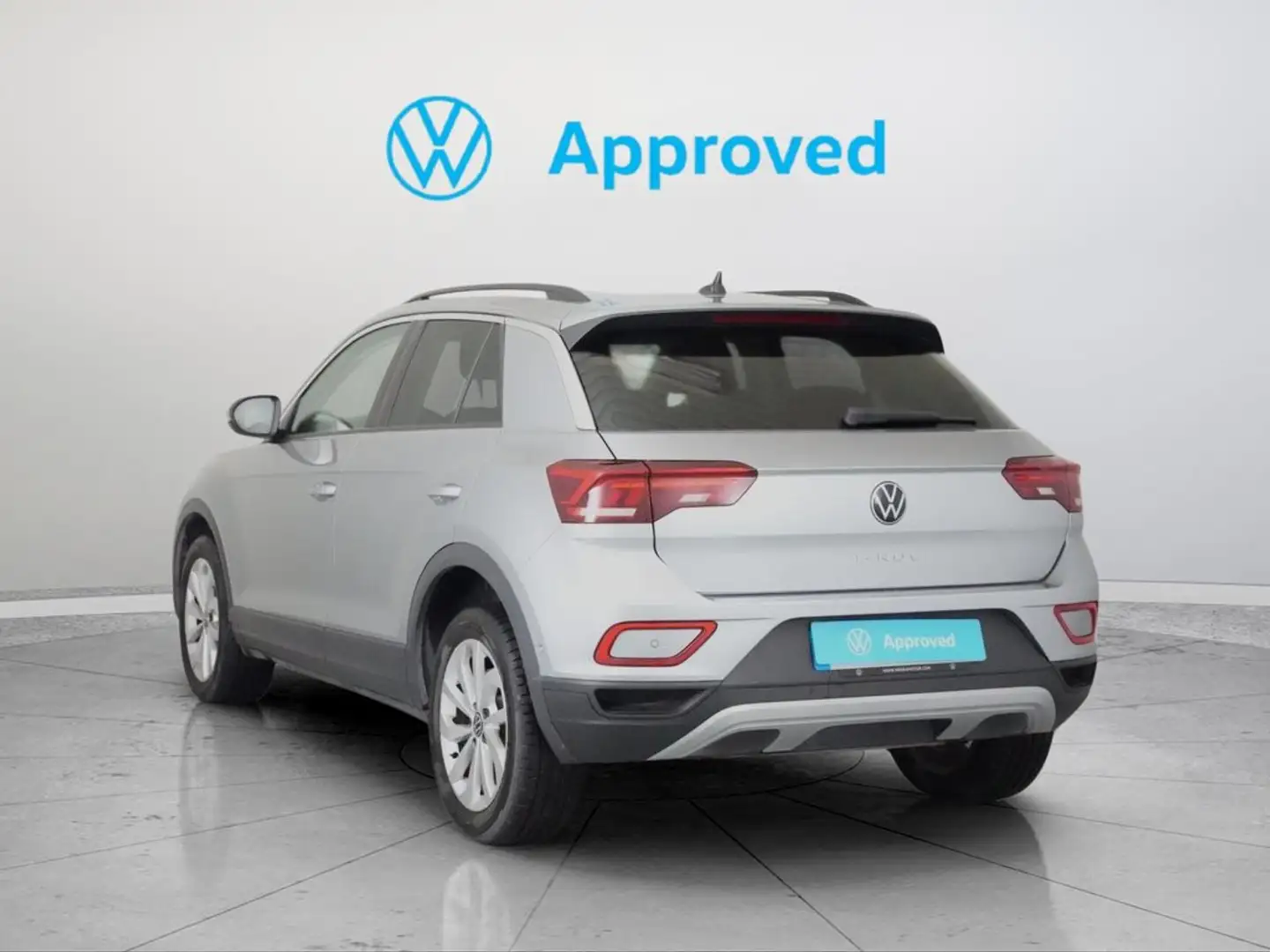 Volkswagen T-Roc 1.0 TSI Más 85kW Gris - 2