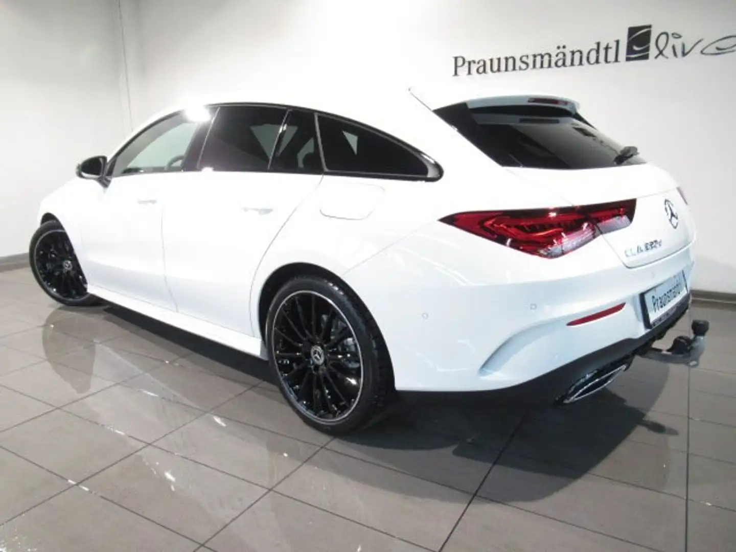 Mercedes-Benz CLA 220 d SB AMG Night Pano/AHK/LED/MBUX/Kamera Weiß - 2