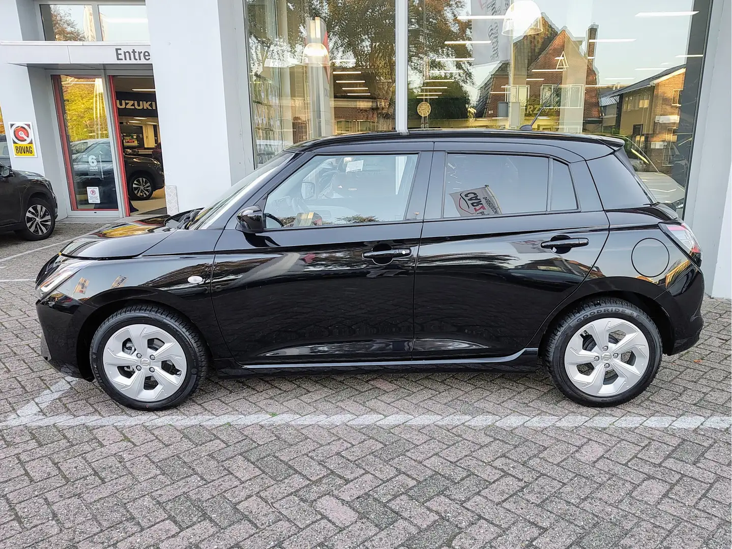 Suzuki Swift 1.2 SELECT SMART HYBRID Dodehoeksensoren | Stoelve Noir - 2
