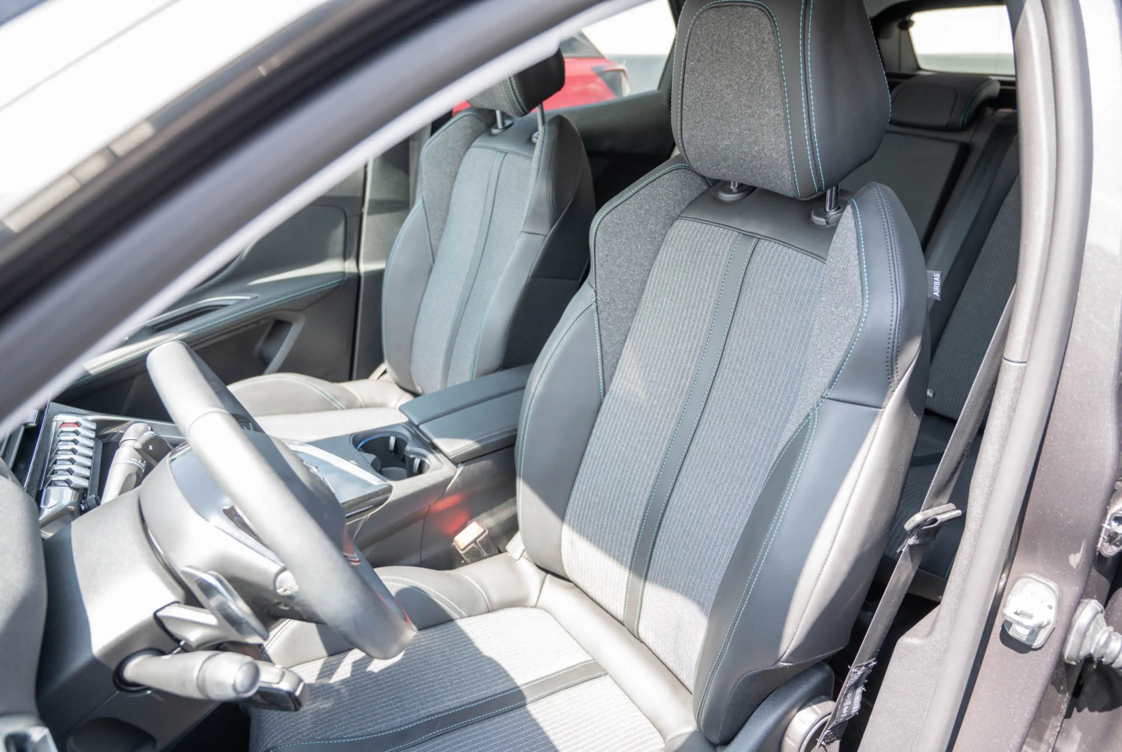 Peugeot 3008 1.5 BlueHDi 130 EAT8 *EASY-PAKET*MIRRORSCREEN* *INVENTUR-SALE* — photo 8