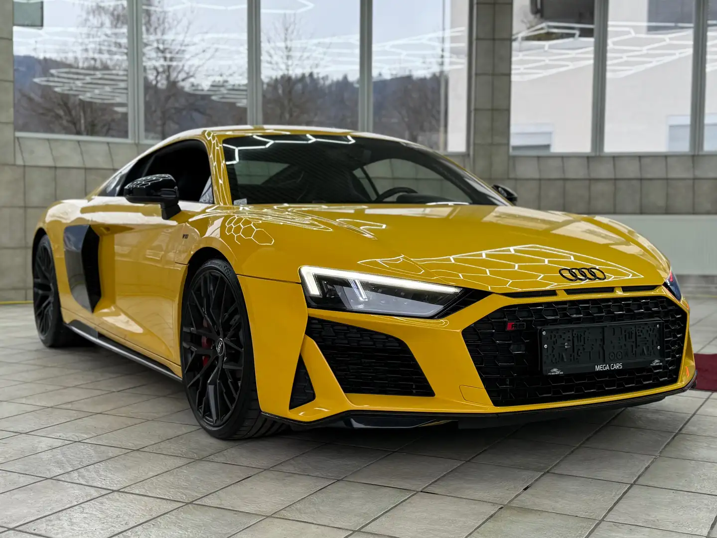Audi R8 5.2 FSI RWD Gelb - 2