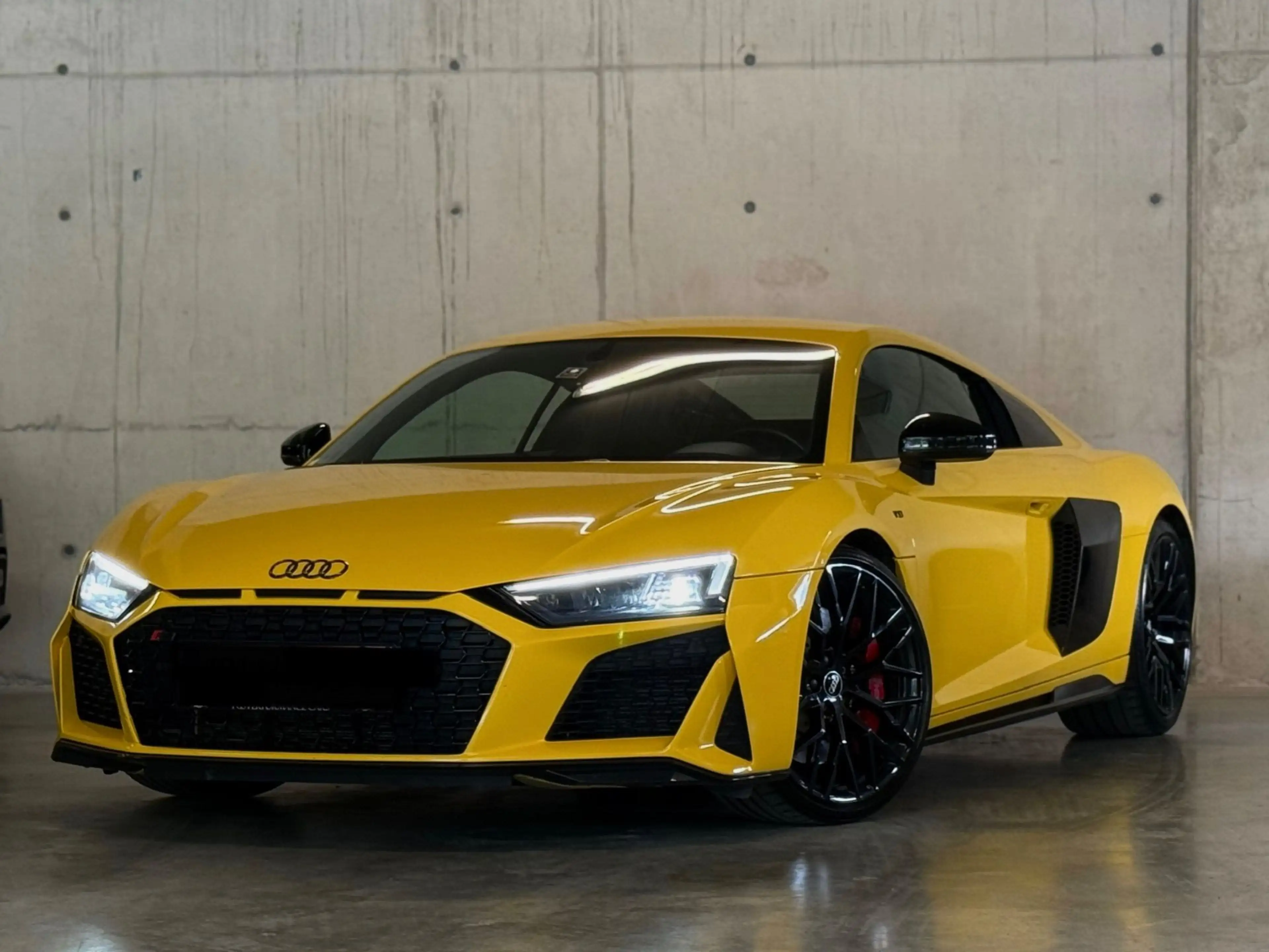 Audi R8 5.2 FSI RWD