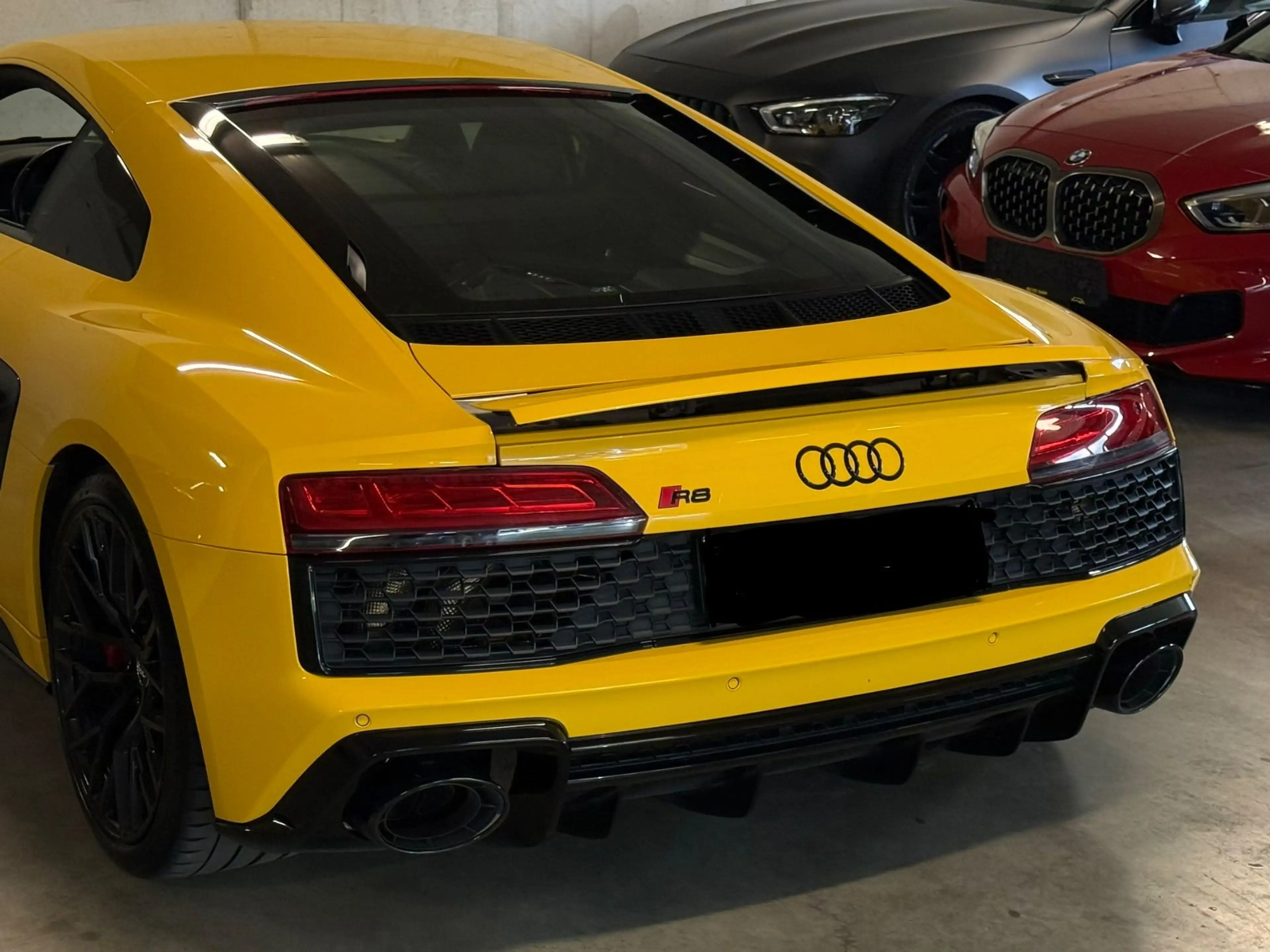 Audi R8 5.2 FSI RWD — photo 5