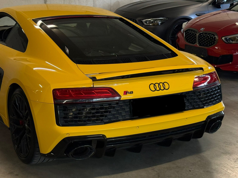 Audi R8 5.2 FSI RWD — photo 5