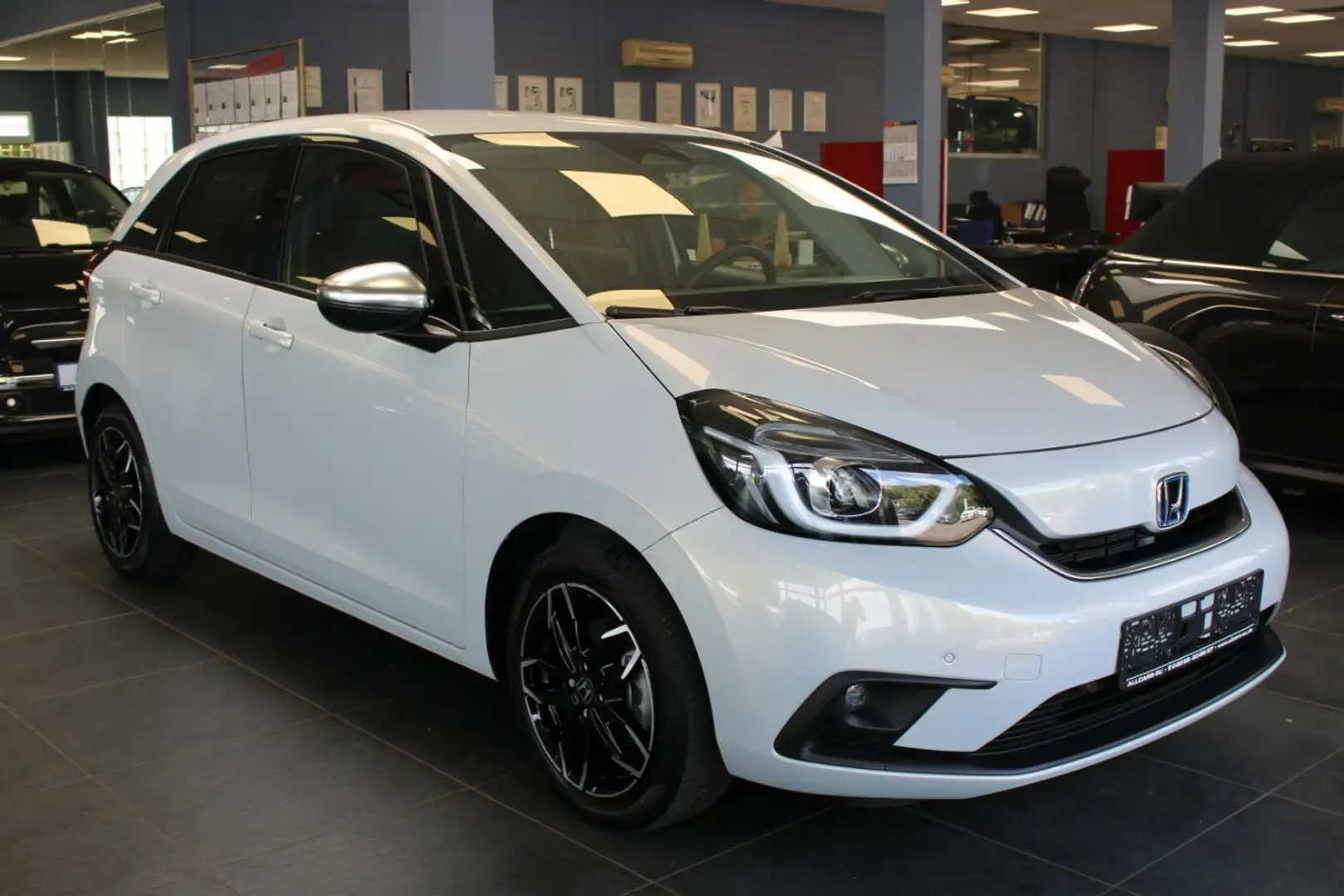 Honda Jazz e:HEV 1.5 i-MMD Hybrid Executive Biały - 1