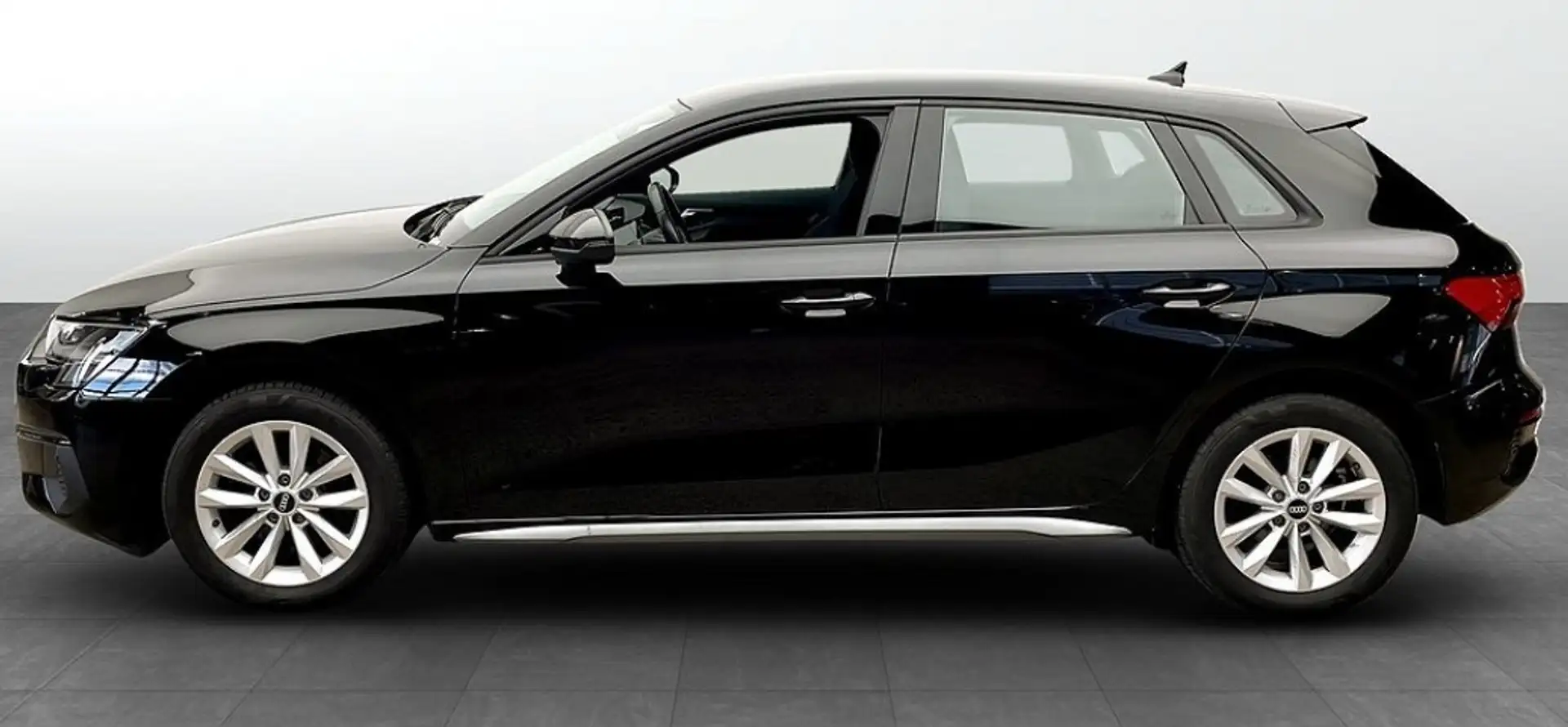 Audi A3 Sportback 35TFSI BUSINESS Negro - 2
