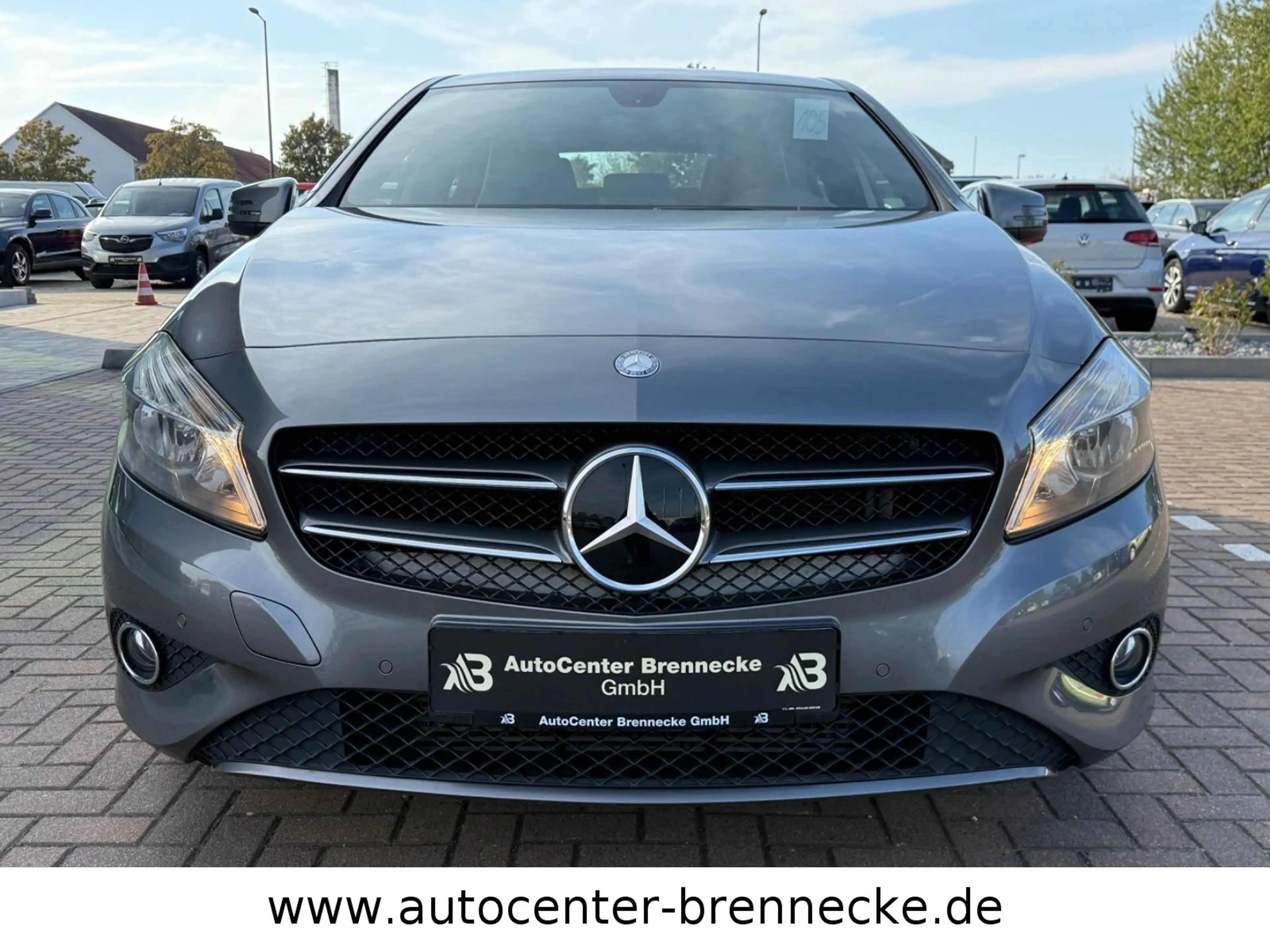 Mercedes-Benz A 180 A180 Style BlueEfficiency*8-fach bereift*PDC* — photo 3