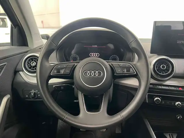 Audi Q2 view 7