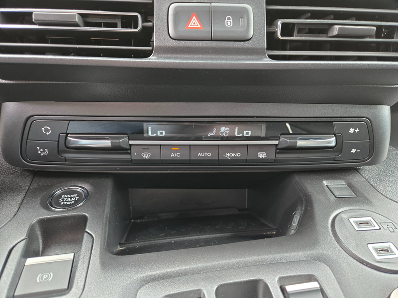 Peugeot Partner AUTOMAAT-131PK-BTW-WAGEN-360°CAMERA — photo 20