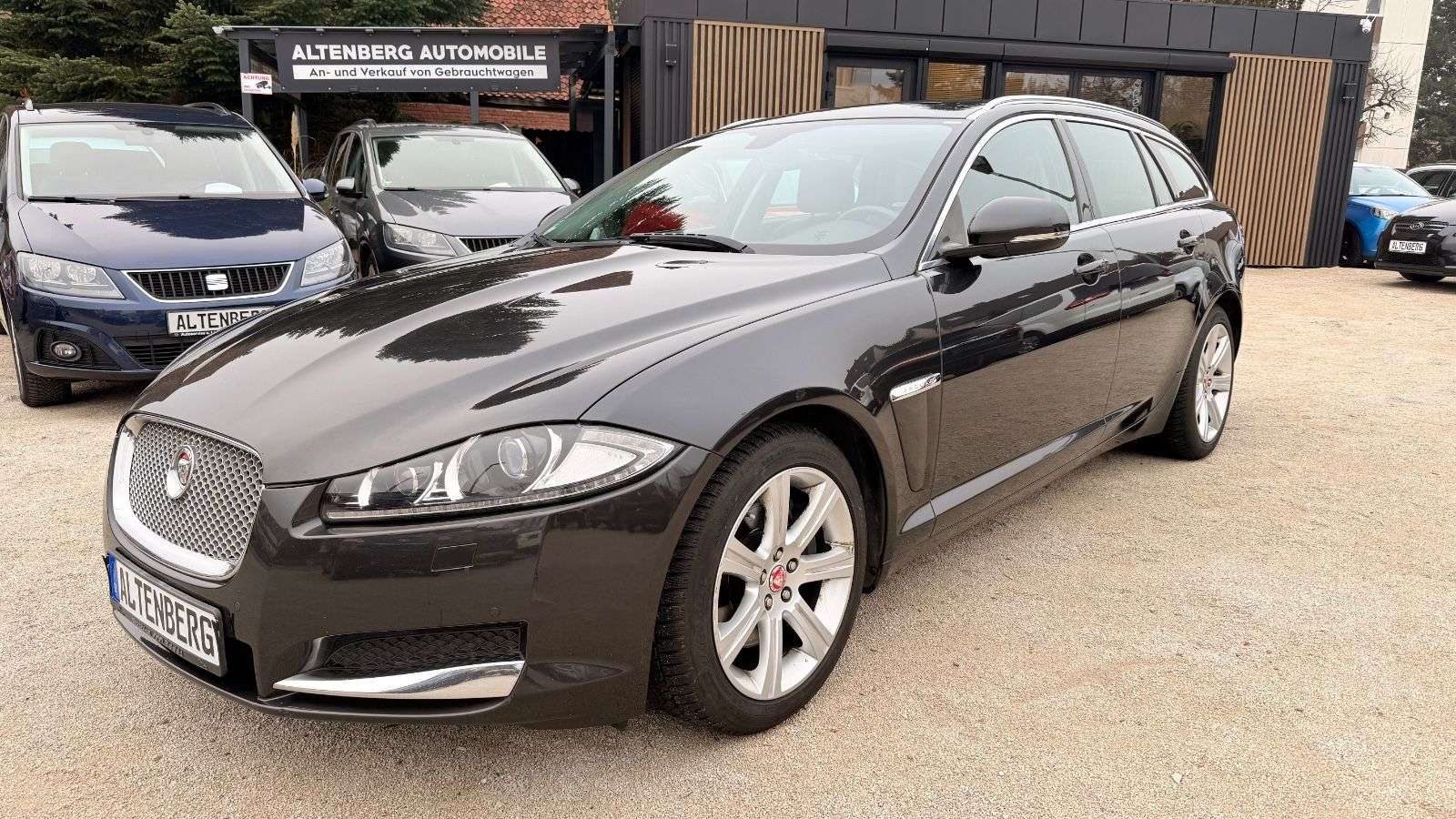 Second hand Jaguar Xf 2.2