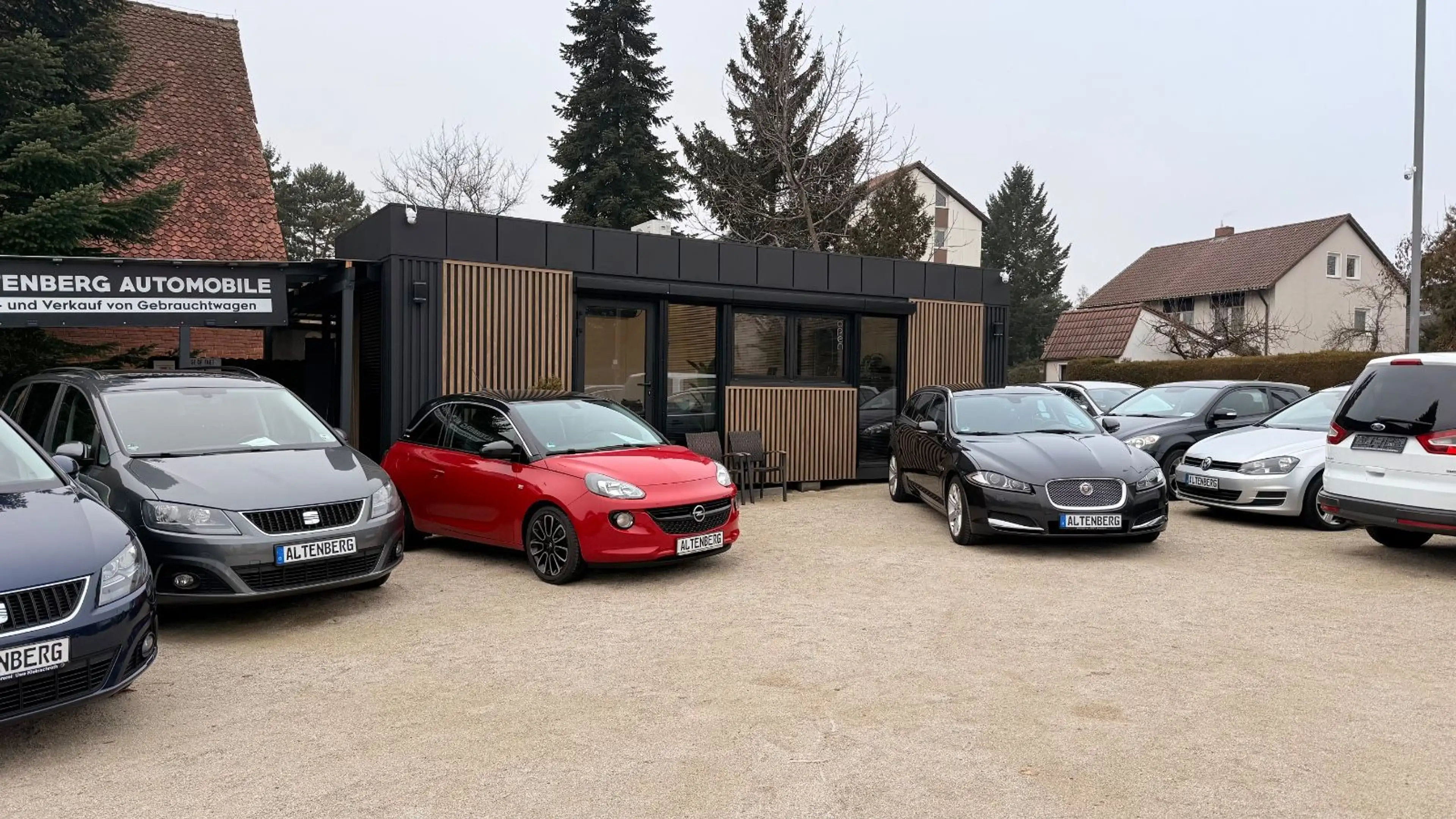 Jaguar XF Sportbrake 2.2 Diesel — photo 24