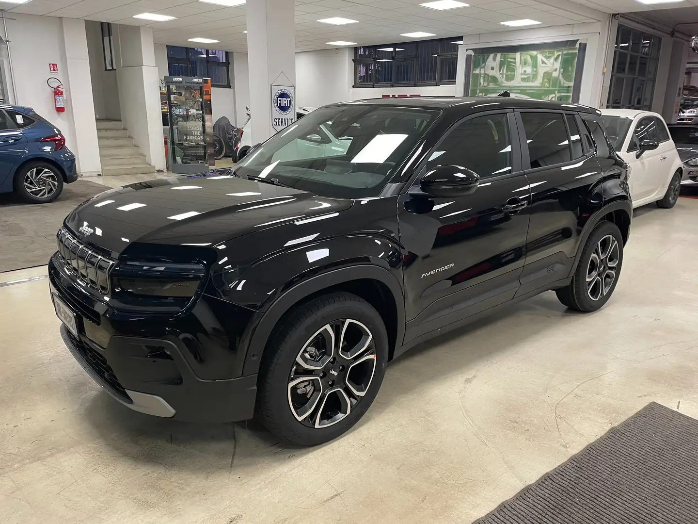 Jeep Avenger 1.2 turbo e-hybrid mhev Summit 110cv edct6 Nero - 1
